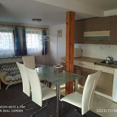 Martina Apartament *